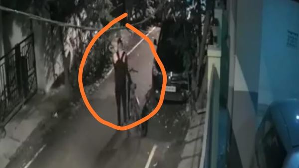Cycle theft CCTV Footage viral: Swiggy delivery theft the cycle In Begnaluru? Cycle theft CCTV Footage viral: Swiggy delivery theft the cycle In Begnaluru?