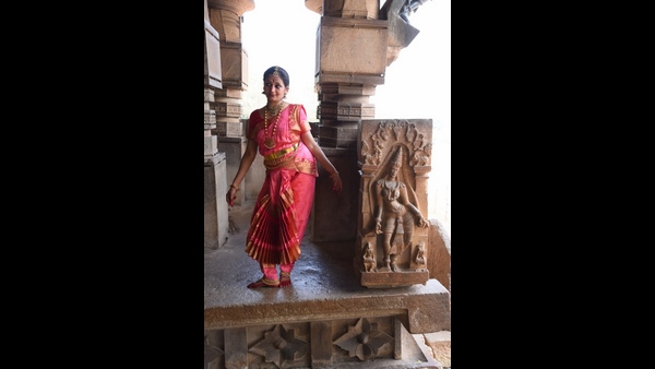 ಸಾಂಸ್ಕೃತಿಕ ಪರಂಪರೆಯ ಎರಡು ಅಂಶಗಳು ಯಾವುವು? ಸಾಂಸ್ಕೃತಿಕ ಪರಂಪರೆಯ ಎರಡು ಅಂಶಗಳು ಯಾವುವು?