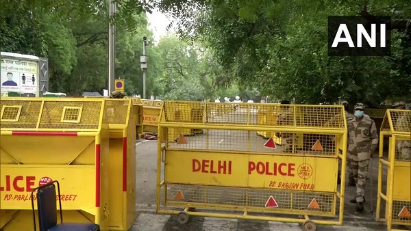 Farmers Protest: Security Tightened Near Jantar Mantar, Tikri Border Ahead Of Kisan Sansad