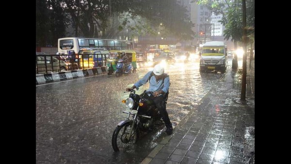 ಶಿವಮೊಗ್ಗದಲ್ಲಿ ಮಳೆ ಶಿವಮೊಗ್ಗದಲ್ಲಿ ಮಳೆ