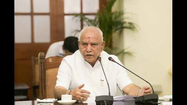 ಮಠಾಧೀಶರು ರಾಜಕಾರಣಕ್ಕೆ ಕೈ ಹಾಕಬಾರದು