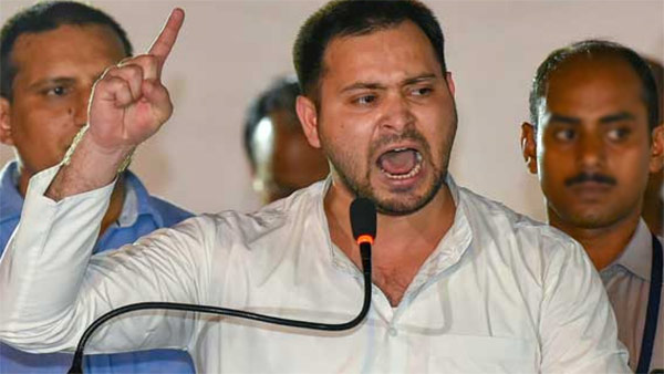 Former MLA From Nitish Kumars Party Maheshwar Singh Joins RJD Former MLA From Nitish Kumars Party Maheshwar Singh Joins RJD