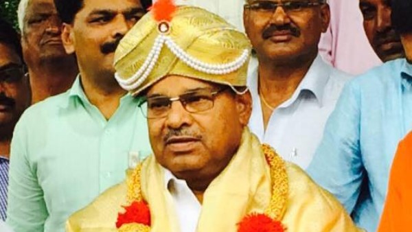 ಥಾವರ್ ಚಂದ್ ಗೆಹ್ಲೋಟ್ ಥಾವರ್ ಚಂದ್ ಗೆಹ್ಲೋಟ್