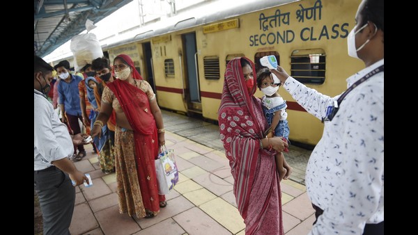  ದೇಶದಲ್ಲಿ ತಗ್ಗಿದ ಎರಡನೇ ಅಲೆ