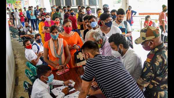  ಹಲವು ರಾಜ್ಯಗಳಲ್ಲಿ ಲಸಿಕೆ ಕೊರತೆ