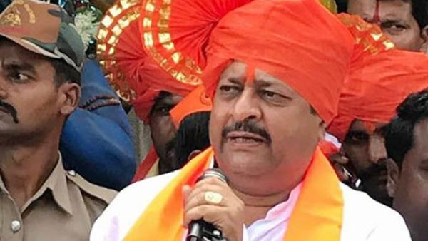 ಬಿಎಸ್ವೈ ರಾಜೀನಾಮೆ ನೀಡಿದ್ದಕ್ಕೆ ಗಡ್ಡ ಬೋಳಿಸಿಕೊಂಡಿದ್ದೇನೆ ಬಿಎಸ್ವೈ ರಾಜೀನಾಮೆ ನೀಡಿದ್ದಕ್ಕೆ ಗಡ್ಡ ಬೋಳಿಸಿಕೊಂಡಿದ್ದೇನೆ