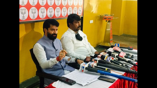 ನಾಲಿಗೆ ಬಿಗಿ ಹಿಡಿದು ಮಾತನಾಡಲಿ!