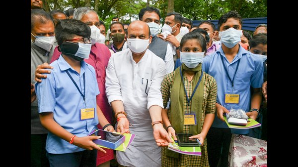 Karnataka Schools-Colleges Reopened From Today : Here is the District-wise response