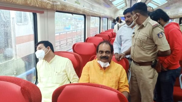 Yeshwanthpur-Karwar-Yeshwanthpur Train-Weekly Express Have Been Resumed With VistaDom Coach From Aug 16 