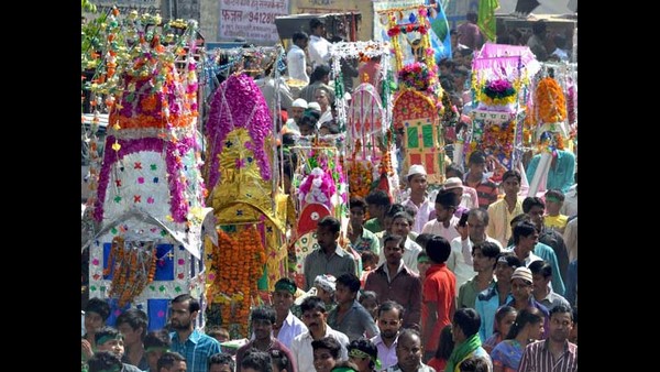 Belagavi: Saudatti Taluk Harlapur Village Hindus Celebrating Muharram From Last 11 Years Belagavi: Saudatti Taluk Harlapur Village Hindus Celebrating Muharram From Last 11 Years