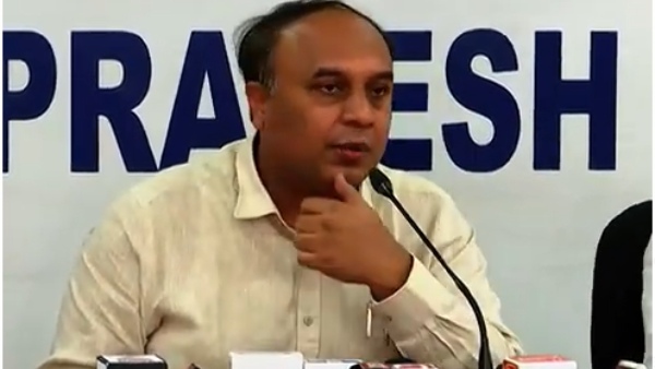 ಲಕ್ಷ್ಮಣ್ ಸವದಿ ಯಾವ ಘನ ಕಾರ್ಯ ಮಾಡಿದ್ದಾರೆ?