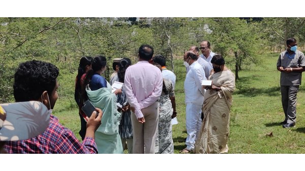 Gang Rape In Mysuru Congress Fact Finding Committee Visits Place 