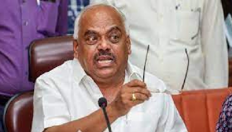 Political war between K Sudhakar and Ex speaker Ramesh Kumar to begins from September 1