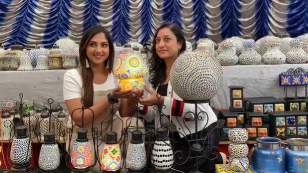 Need For Encouragement To Handicraftsmen: Actress Neha Patil