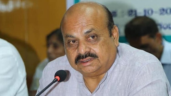 ಸಿಎಂ ಬೊಮ್ಮಾಯಿ ಕರೆ ಸ್ವೀಕರಿಸದ ಆನಂದ್ ಸಿಂಗ್ ಸಿಎಂ ಬೊಮ್ಮಾಯಿ ಕರೆ ಸ್ವೀಕರಿಸದ ಆನಂದ್ ಸಿಂಗ್