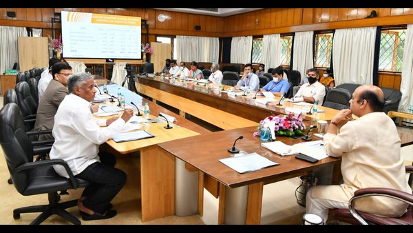 ರಸ್ತೆ ಅಭಿವೃದ್ಧಿ ಯೋಜನೆಗಳಿಗೆ ಭೂಸ್ವಾಧೀನ ರಸ್ತೆ ಅಭಿವೃದ್ಧಿ ಯೋಜನೆಗಳಿಗೆ ಭೂಸ್ವಾಧೀನ