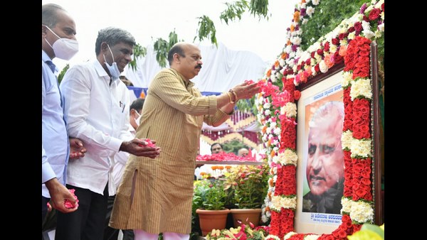 ಹಿಂದುಳಿದ ಮತ್ತು ರೈತಪರ ಮುಖ್ಯಮಂತ್ರಿ ದೇವರಾಜ ಅರಸು