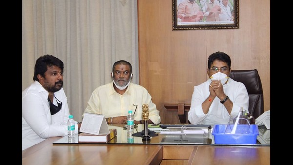 ಇಲಾಖೆ ಆಸ್ತಿ ಬಗ್ಗೆ ಹೆಚ್ಚಿನ ಗಮನ ಕೊಡಿ ಇಲಾಖೆ ಆಸ್ತಿ ಬಗ್ಗೆ ಹೆಚ್ಚಿನ ಗಮನ ಕೊಡಿ