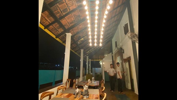  30 ಆಸನಗಳ ಎಸಿ ಹಾಗೂ ಎರಡು ಫ್ಯಾಮಿಲಿ ರೂಮ್‌