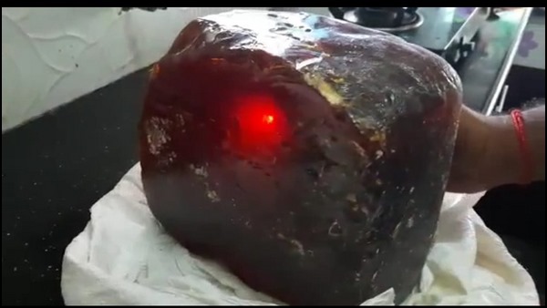 ಅಂಬರ್ ಗ್ರಿಸ್ ಡೀಲ್ ಮಣ್ಣು ಮುಕ್ಕಿತೇ? 