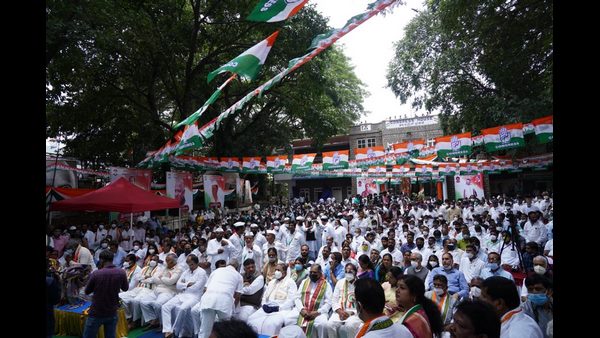 ದಿ. ದೇವರಾಜ ಅರಸು ಧೀಮಂತ ನಾಯಕ