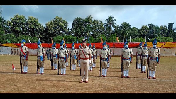  ಆಕರ್ಷಕ ಕವಾಯತು