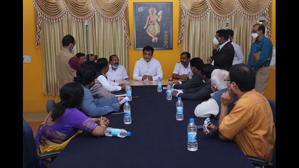 ಮಾತೃಭಾಷೆಗೆ ಧಕ್ಕೆಯಿಲ್ಲ!