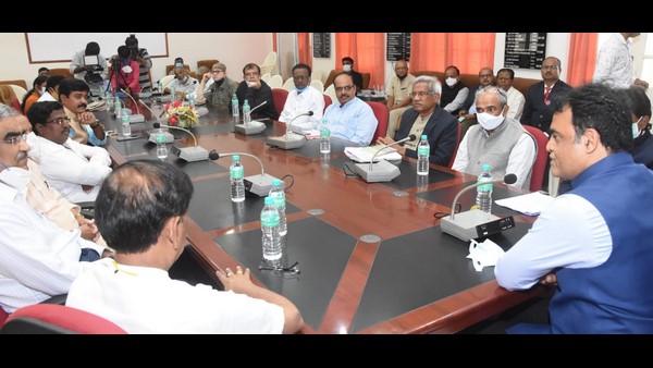 ಶಿಕ್ಷಣಕ್ಕೆ ಈಗ ತುಂಬಾ ಕಡಿಮೆ ಹಣ ಒದಗಿಸಲಾಗುತ್ತಿದೆ