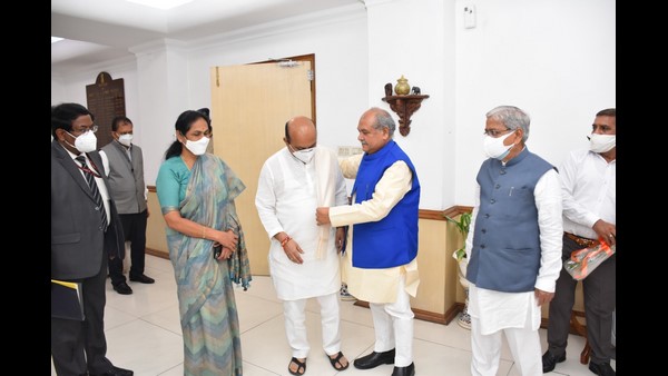 ಸಚಿವ ಸ್ಥಾನದ ಆಕಾಂಕ್ಷಿಗಳಿಗೆ ಸಿಎಂ ಕೊಟ್ಟ ಕಹಿ ಸುದ್ದಿ!