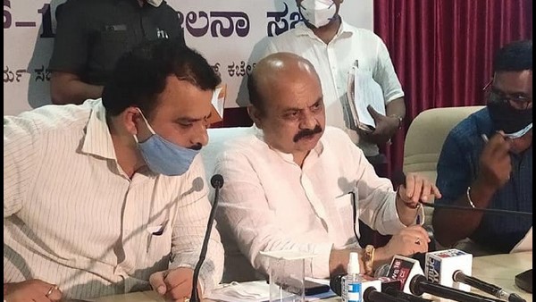 ನಮ್ಮ ಪಕ್ಷದ ಪ್ರಣಾಳಿಕೆಯಂತೆ ನಡೆಯುತ್ತೇವೆ 