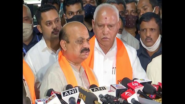  ಮುಖ್ಯಮಂತ್ರಿ ಬೊಮ್ಮಾಯಿಯವರ ಆಪ್ತ ವಲಯದಲ್ಲಿ ಸಂಘ ಪರಿವಾರ ಸೂಚಿಸಿದವರು