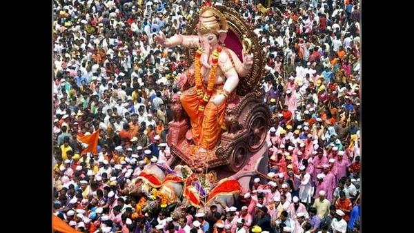  ರಾಜಕೀಯ ಕಾರ್ಯಕ್ರಮಕ್ಕೆ ಇಲ್ಲದ ನಿರ್ಬಂಧ, ಗಣೇಶೋತ್ಸವಕ್ಕೆ ಏಕೆ?