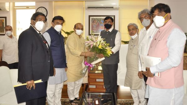 cm bommai said union govt agreed to supply 5 lakh doses of covid vaccine every day to state cm bommai said union govt agreed to supply 5 lakh doses of covid vaccine every day to state