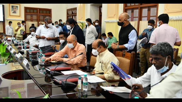 ನಕಲಿ ಜಾತಿ ಪ್ರಮಾಣ ಪತ್ರ ಕೊಟ್ಟವರ ವಿರುದ್ಧ ಕ್ರಮ!