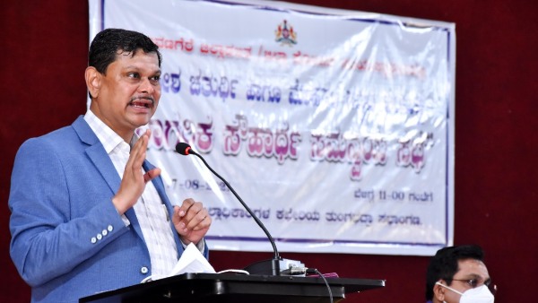 12 ಲಕ್ಷ ಲಸಿಕೆ ನೀಡುವ ಗುರಿ