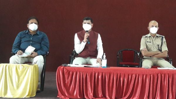 ಅಗತ್ಯ ಮಾಹಿತಿಗಳನ್ನು ಜಿಲ್ಲಾಡಳಿತಕ್ಕೆ ನೀಡಿ