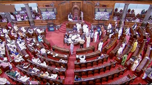 ಸಂಸತ್ತಿನ ಮುಂಗಾರು ಅಧಿವೇಶನ ಬರೀ ಗದ್ದಲದಲ್ಲೇ ಮುಕ್ತಾಯವಾಗಿದೆ ಸಂಸತ್ತಿನ ಮುಂಗಾರು ಅಧಿವೇಶನ ಬರೀ ಗದ್ದಲದಲ್ಲೇ ಮುಕ್ತಾಯವಾಗಿದೆ