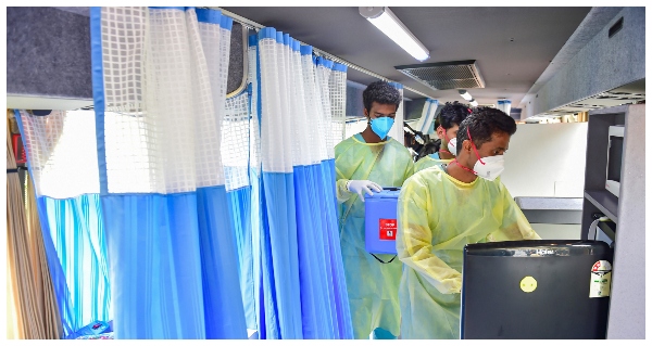  Mobile Clinic Vaccination On Wheels Starts To Speed Up Inoculation Drive In Remote Areas