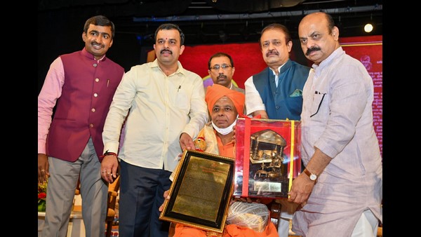 ಸಾಧಕರ ಬದುಕು ಸೀಮಿತವಲ್ಲ!