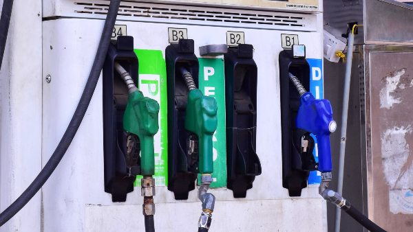 ಕಚ್ಚಾತೈಲ ಬೆಲೆ ಹೇಗೆ ನಿರ್ಧರಿತವಾಗುತ್ತದೆ? 