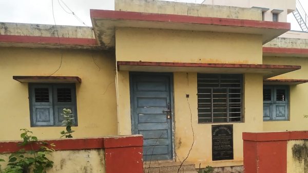 ವಸತಿ ಗೃಹ ಬಳಕೆಗೆ ಆಗ್ರಹ 