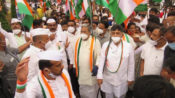 ನಮ್ಮ ದೇಶ ದೊಡ್ಡ ಸವಾಲು ಎದುರಿಸುತ್ತಿದೆ!
