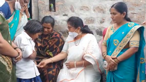 Shashikala Jolle visited home of recently murdered girl in Harugeri village of Raibag Taluk