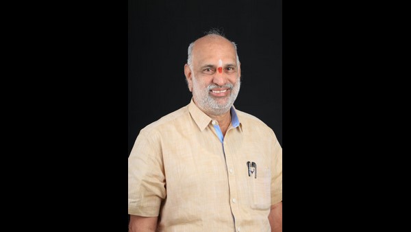 ಮಧ್ಯಾಹ್ನದ ಒಳಗೆ ಸ್ಪಷ್ಟ ಚಿತ್ರಣ ಮಧ್ಯಾಹ್ನದ ಒಳಗೆ ಸ್ಪಷ್ಟ ಚಿತ್ರಣ