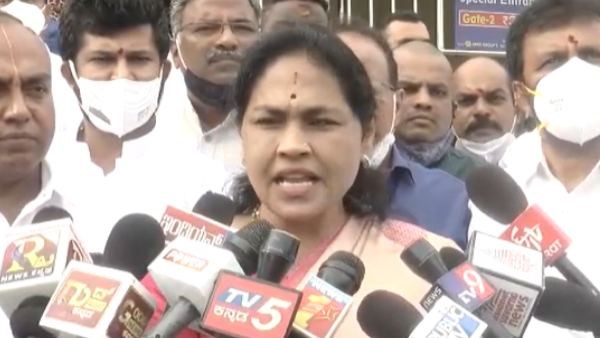 ರೈತರ ಸಮಸ್ಯೆಗಳಿಗೆ ಪರಿಹಾರ ರೈತರ ಸಮಸ್ಯೆಗಳಿಗೆ ಪರಿಹಾರ