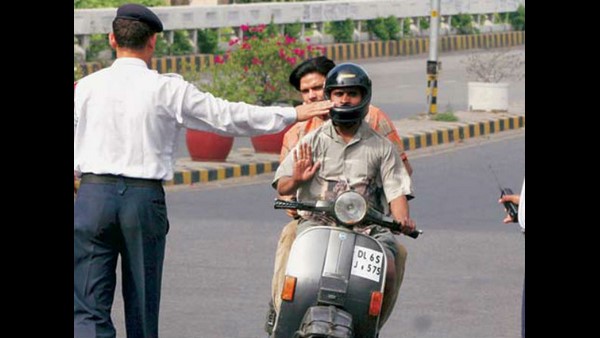 Union Ministry Of Road Transport and Highways Issues Notification On New Challan Rules