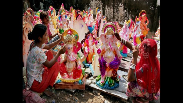  2-3 ವಾರ್ಡ್‌ನಲ್ಲಿ ಒಂದೇ ಗಣಪನ ಮೂರ್ತಿ ಕೂರಿಸಿ 