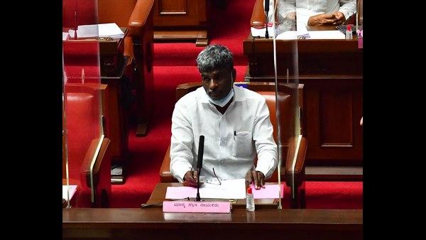 ಎತ್ತಿನ ಹೊಳೆ ಯೋಜನೆ: ಭೂ ಮಾಲೀಕರಿಗೆ ಪರಿಹಾರ