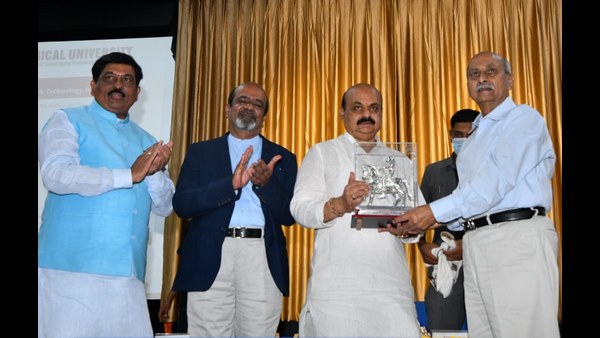 ಇದು ಎಲ್ಲಕ್ಕಿಂತ ದೊಡ್ಡ ಕಾರ್ಯಕ್ರಮ! ಇದು ಎಲ್ಲಕ್ಕಿಂತ ದೊಡ್ಡ ಕಾರ್ಯಕ್ರಮ!