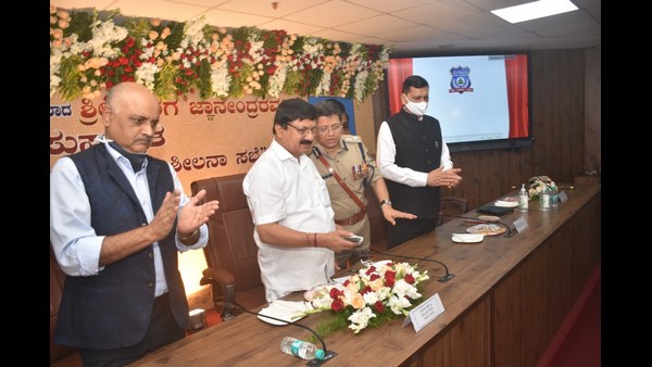  Home minister warned Bengaluru Land Mafia Rowdies !